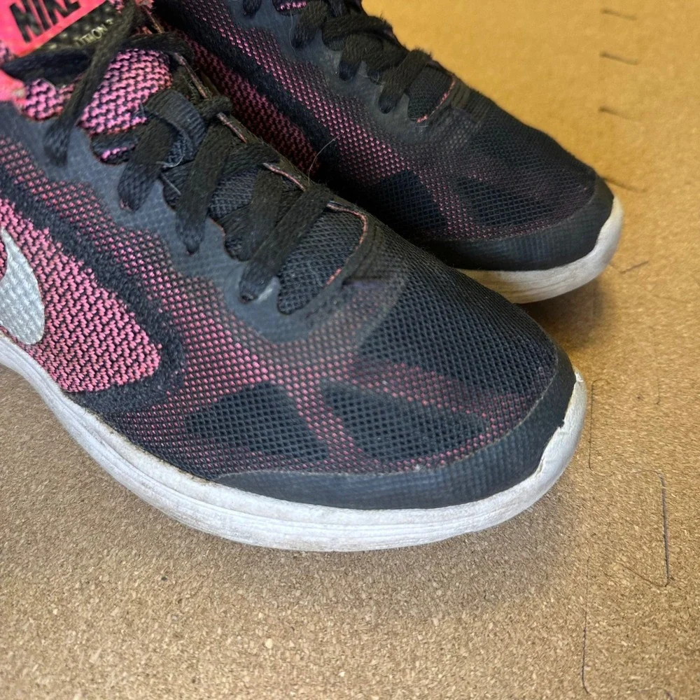Nike Revolution 3 Kids Running Shoes Black Pink Silver 819416-001 Size 4Y